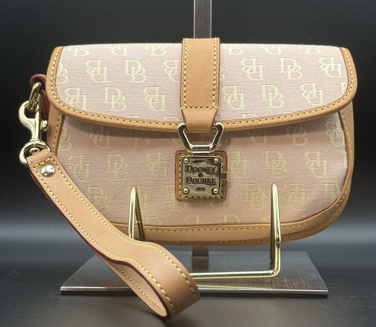 VTG Dooney & Bourke Signature Blush Pink/Peachy Pink Flap Wristlet Lock Snap