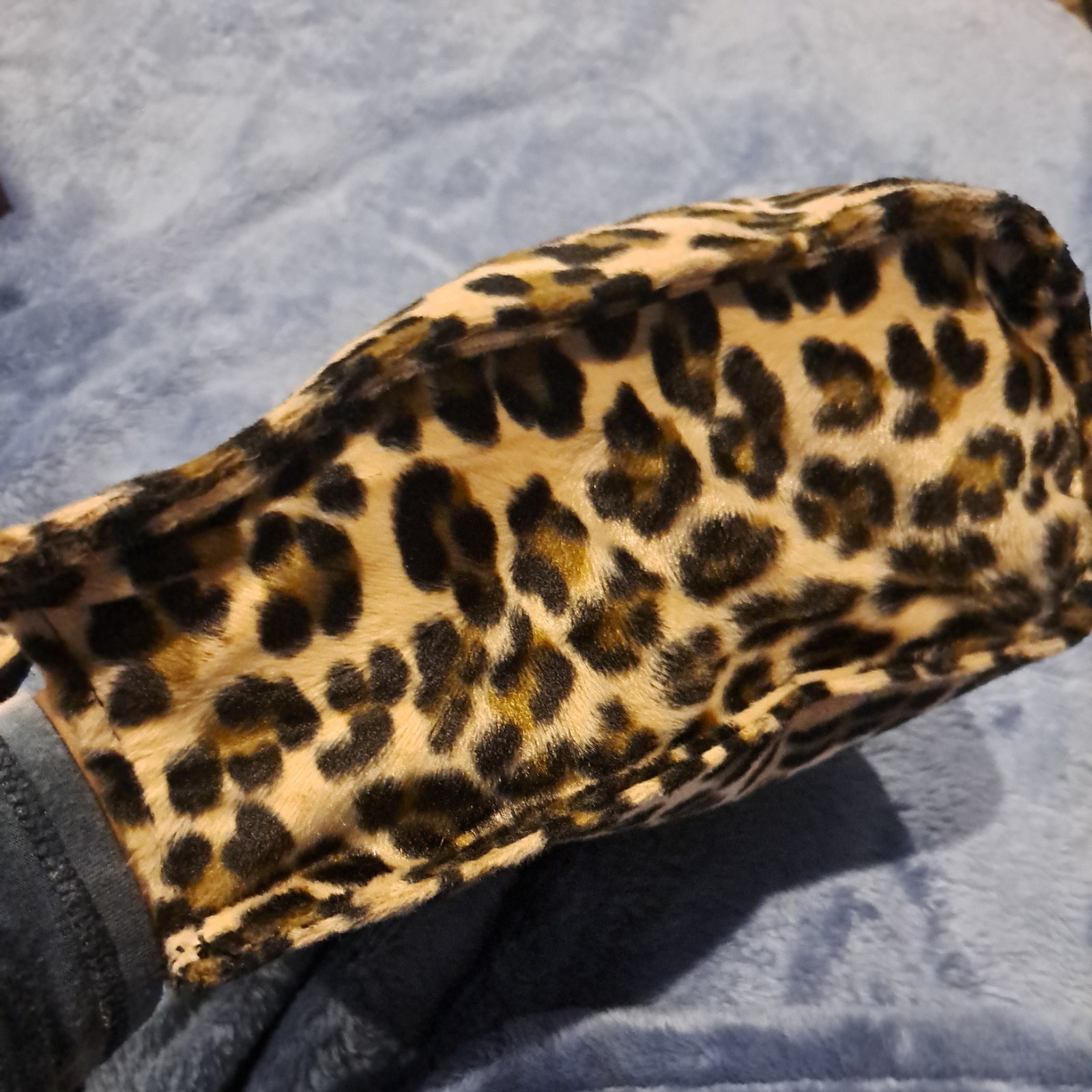 Leopard Animal Print Tote Bag Women Casual Snap Closure Double Black Handles