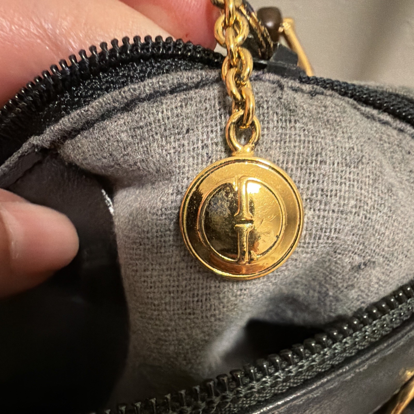 Gucci Black Satchel Top Handle Bag Bamboo Handles Zip Detachable Strap Gold