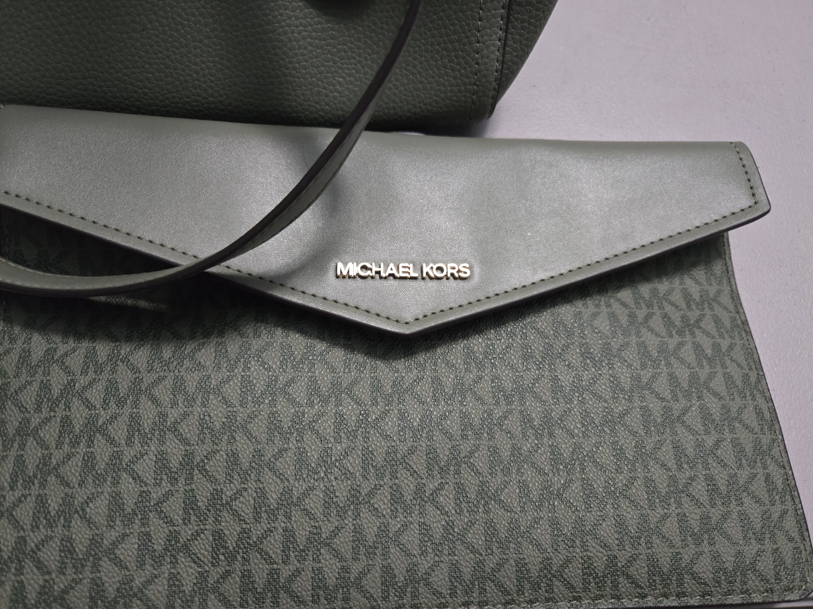 Michael Kors – Maisie Large Pebbled Leather 3-in-1 Tote Bag – Army Green