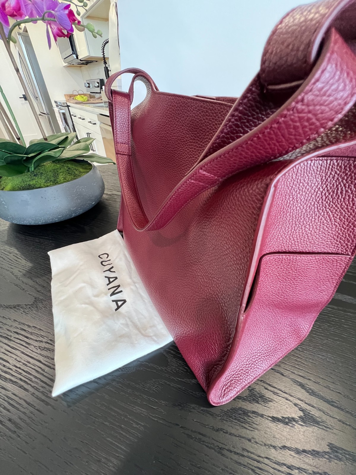 Authentic Cuyana Oversized Double Loop Bag Italian Leather Tote in Cherry
