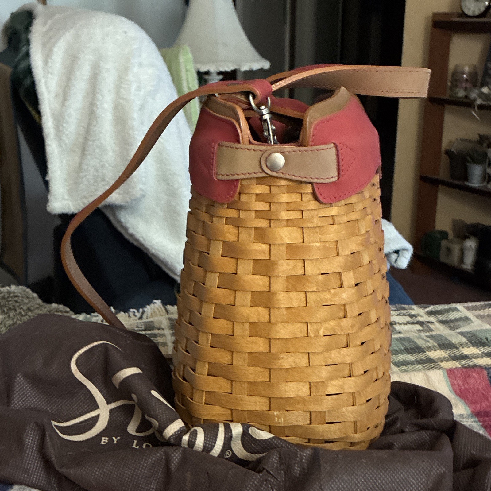 Longaberger Woven Wicker Shoulder Bag Purse Buckle Accent w/ Dust Bag Brown