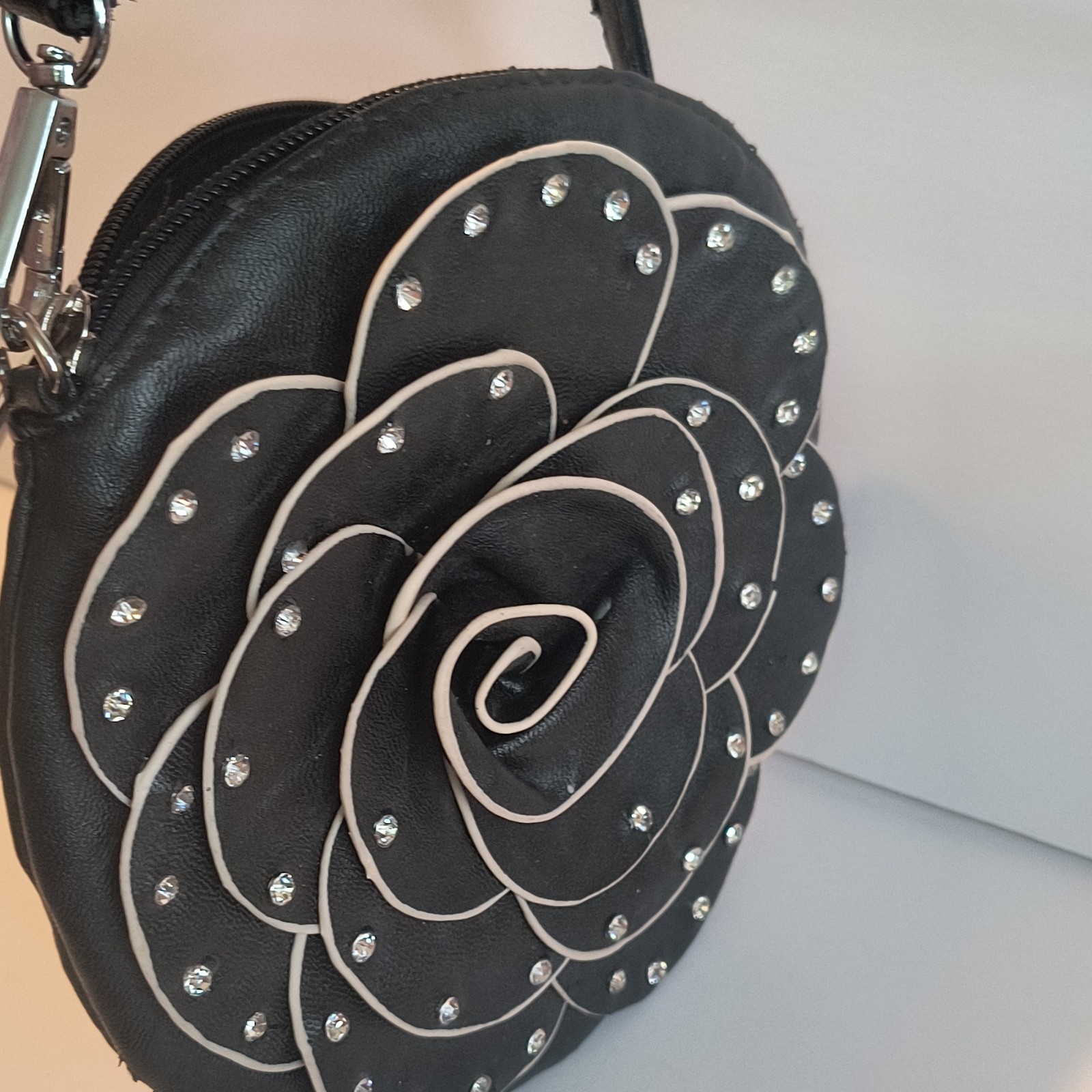 Black Round Rose Floral Rhinestone Studded Crossbody Bag, Zip, Detachable Strap