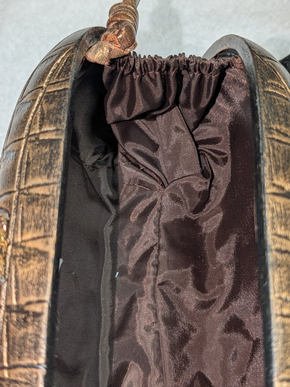 Timmy Woods Beverly Hills “Elizabeth/Louranne” Hand Carved Acacia Wood Clutch