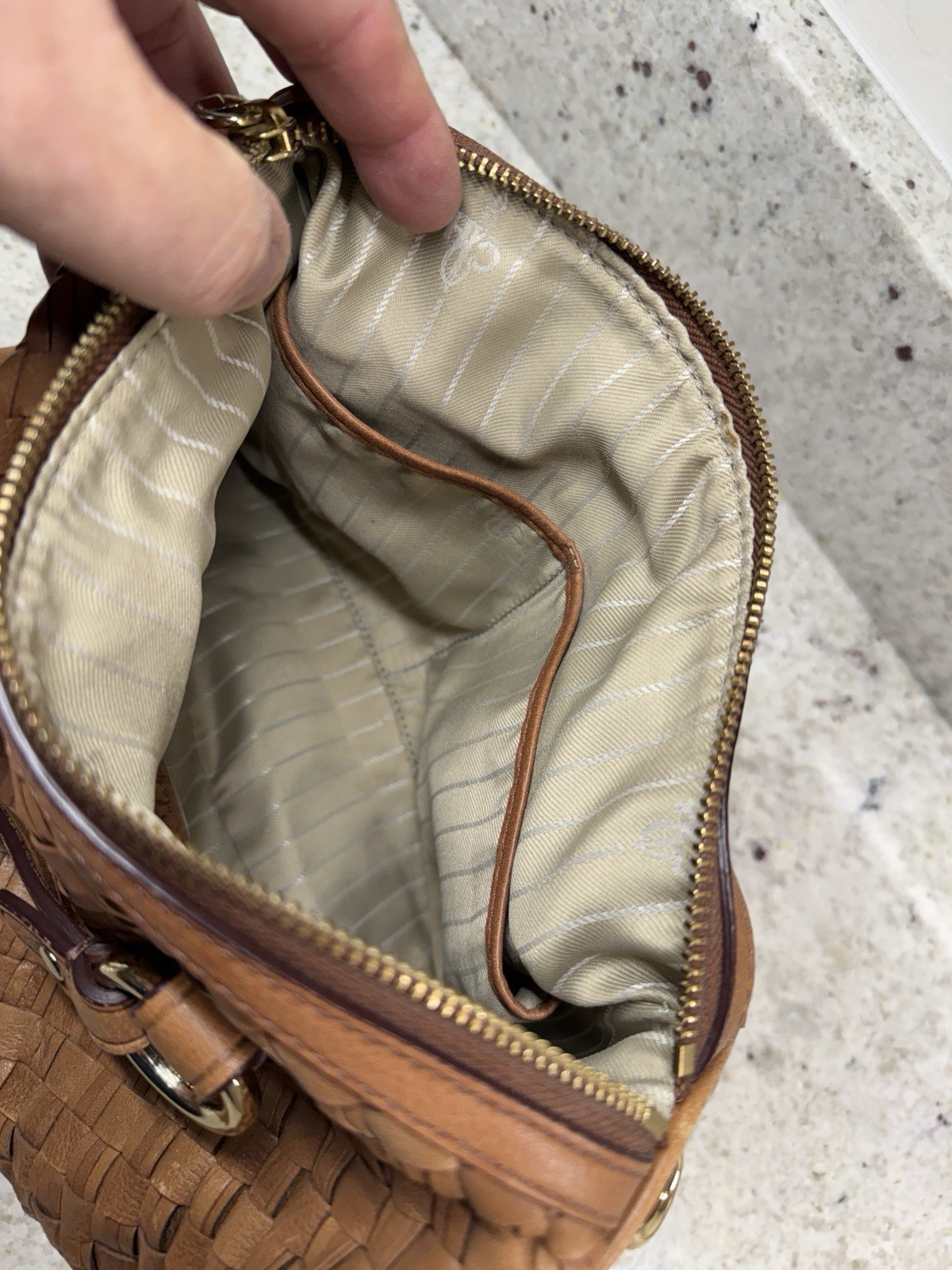 Fabulous Cole Haan chestnut leather basket weave hobo bag/purse