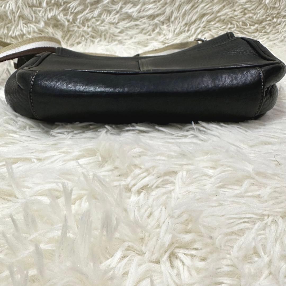 Authentic COACH Leather Shoulder Bag Black Blue 18cm x 22.5cm x 6cm Damaged Stra