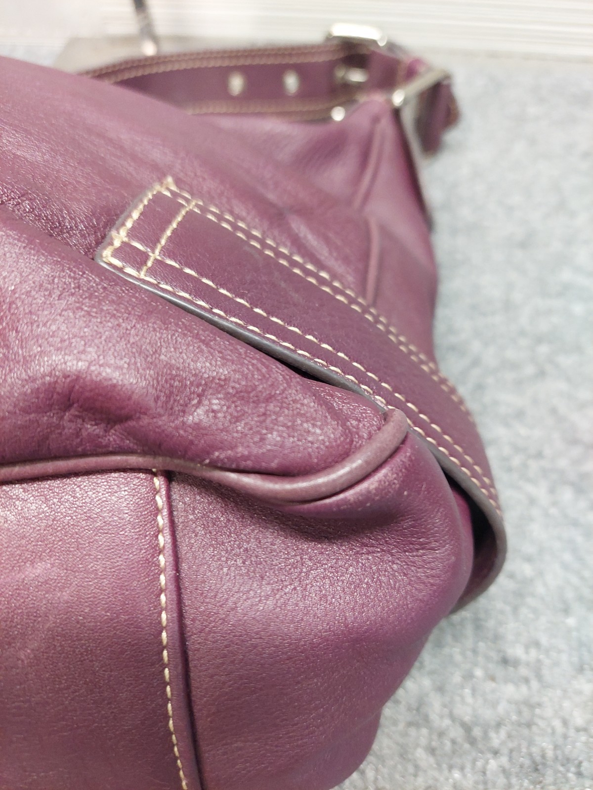 Franco Sarto Women Shoulder Bag Burgundy Genuine Leather Belted Buckle Y2K