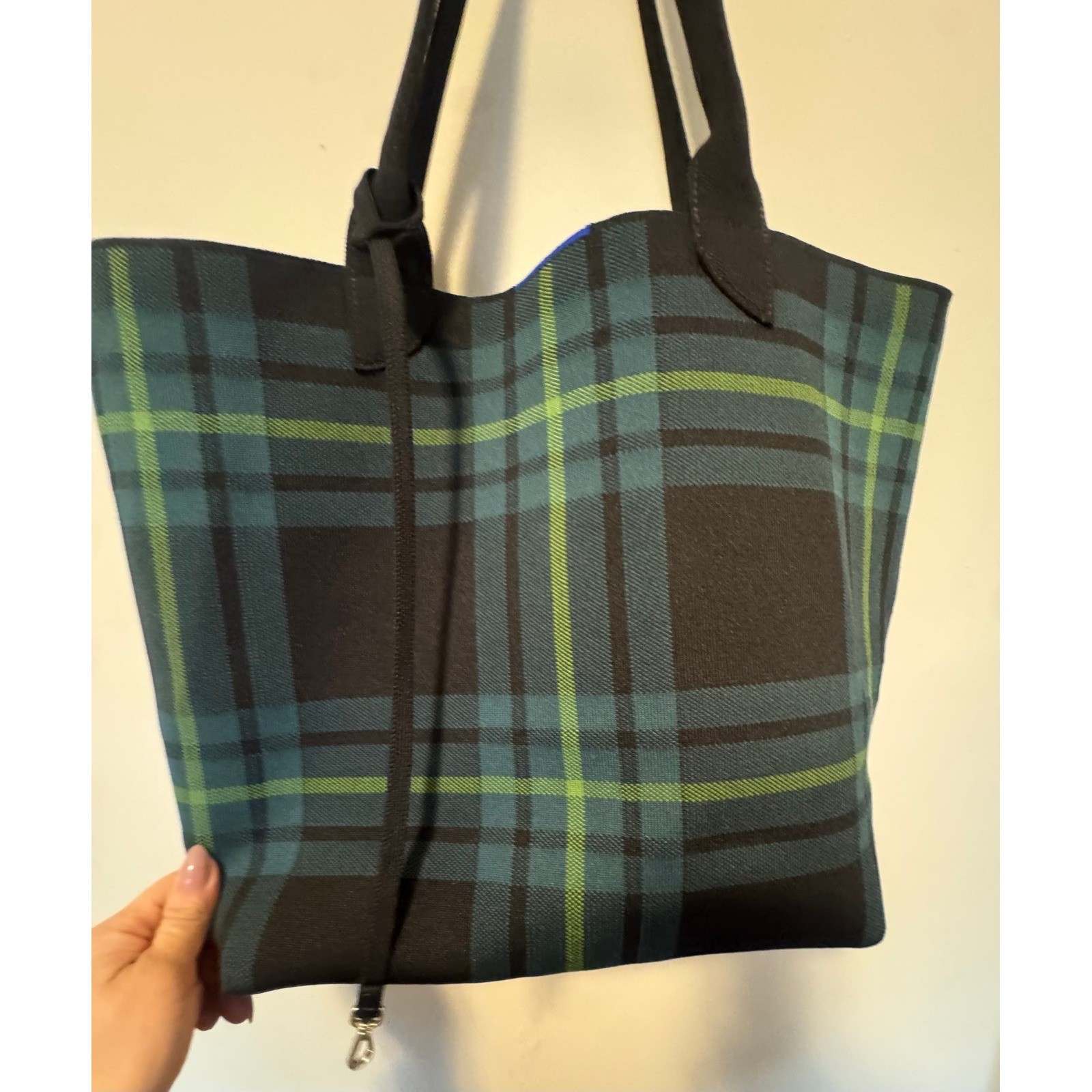 Rothy’s The Essential Tote Green Plaid Sustainable Knit Shoulder Bag