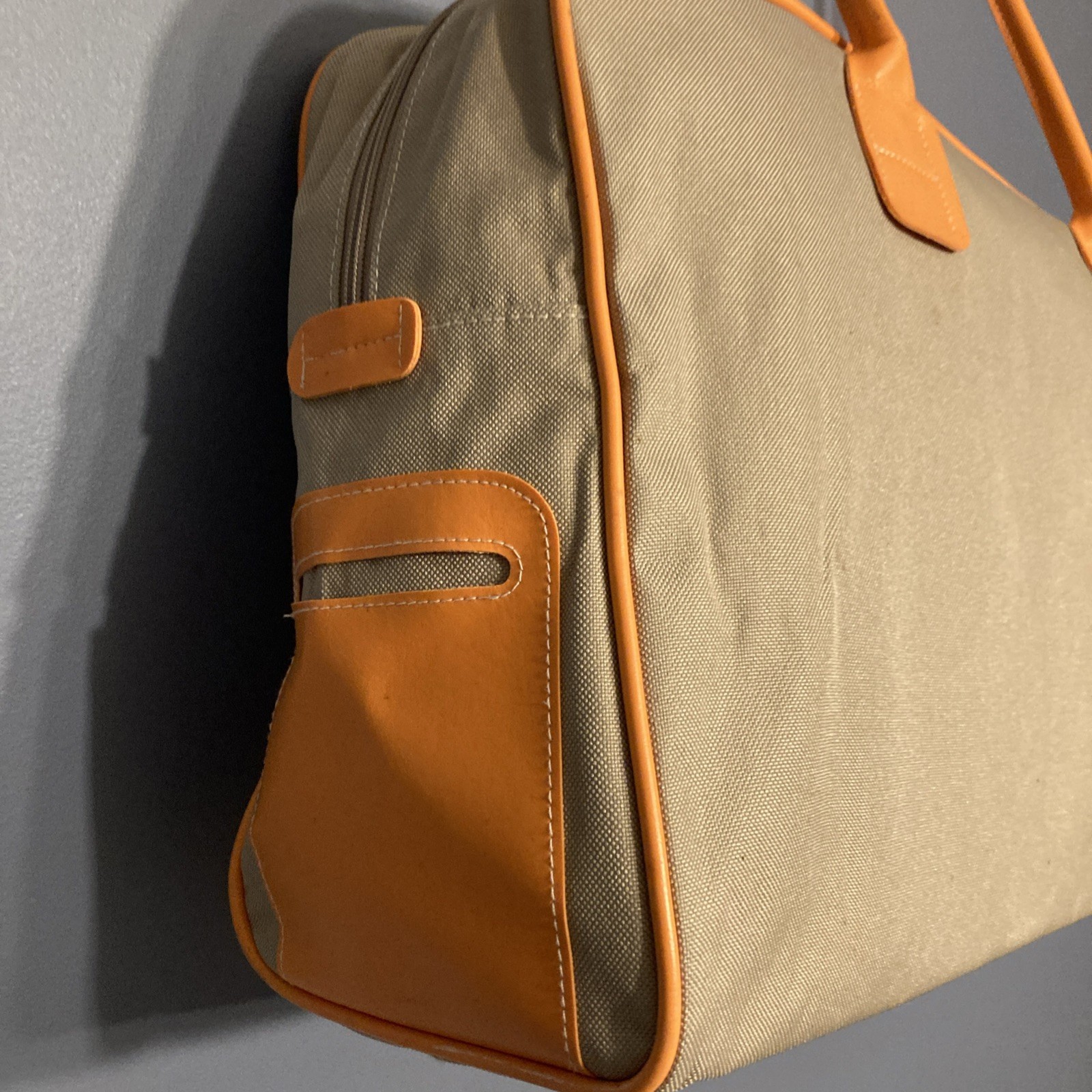 Vtg ESTEE LAUDER duffle Weekender bag tan with orange trim