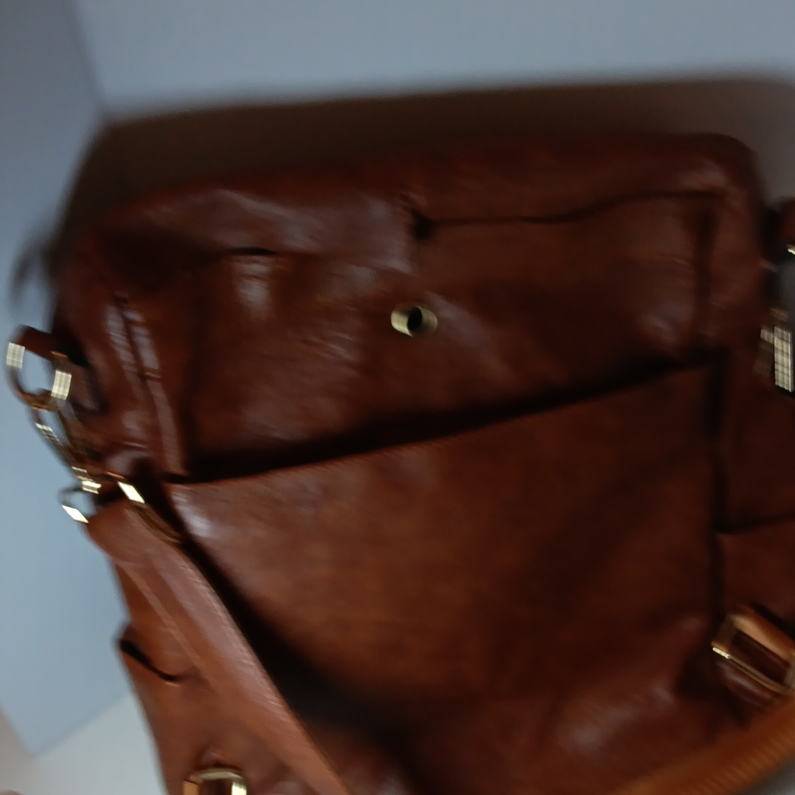 Women’s Brown Shoulder Bag, Zip Closure, Gold Hardware, Pockets