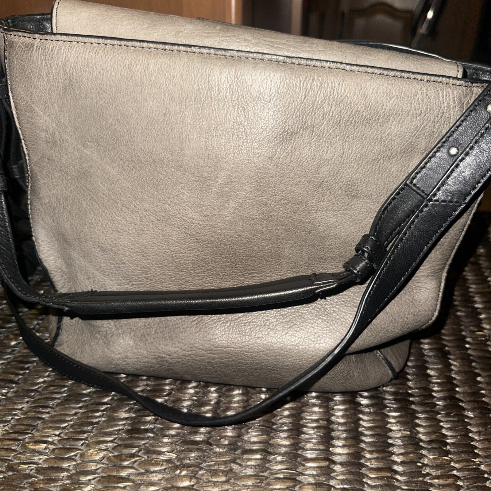 Marc O Polo Gray Leather Shoulder Bag