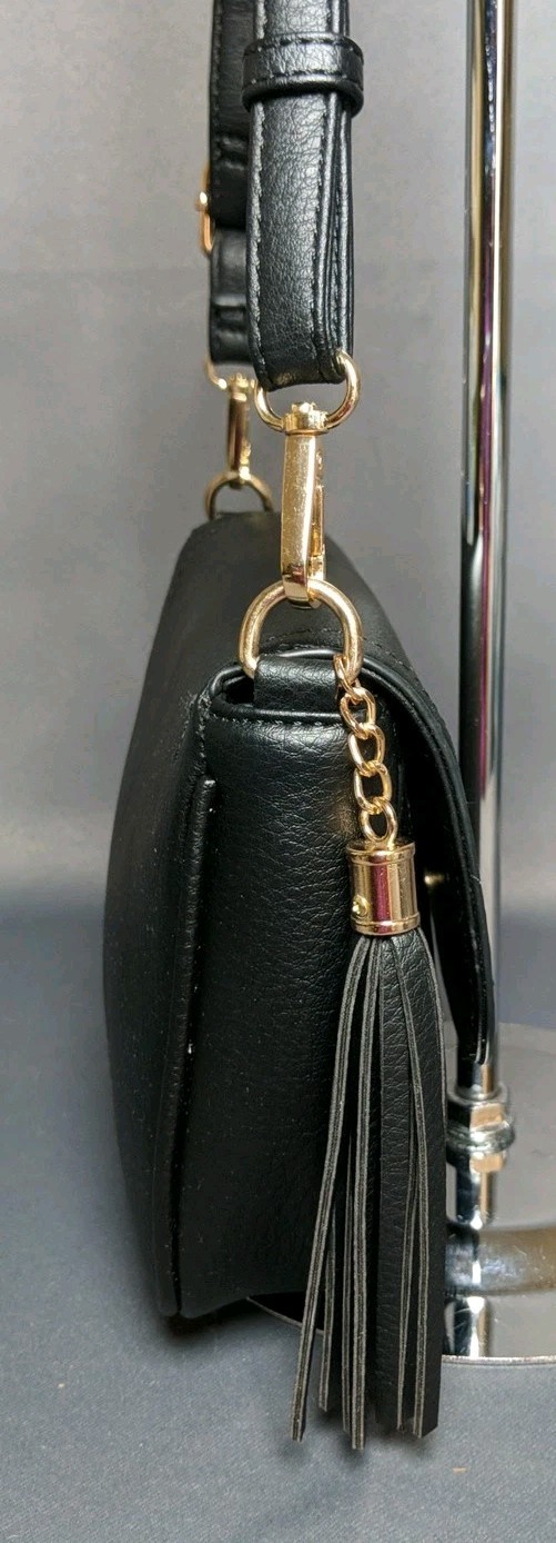 Black Faux Leather Crossbody Saddle Bag Tassel Adjustable Strap Flap Purse Zip