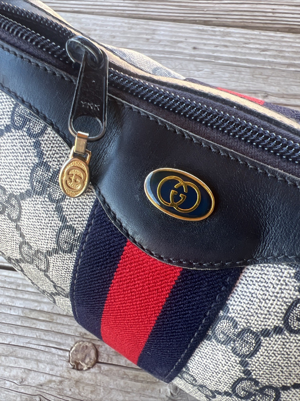 AUTHENTIC GUCCI SHERRY LINE NAVY BLUE SUPREME SHOULDER BAG
