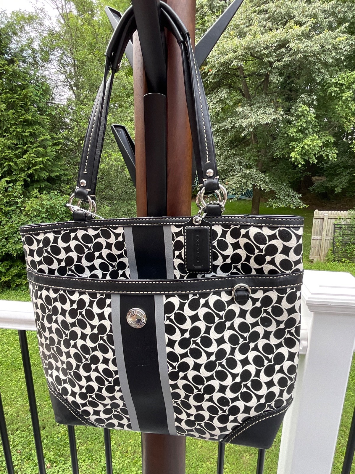 COACH Heritage Signature C Stripe Tote Shoulder Bag Black White Grey F15137