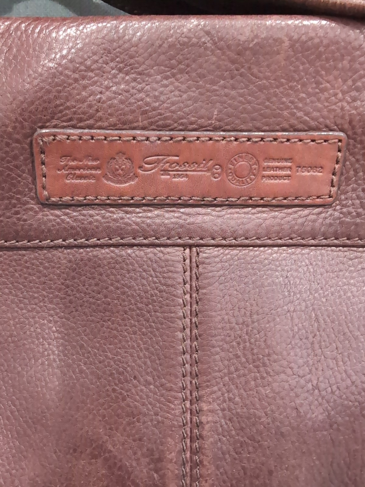Vintage Fossil Dark Brown Leather Purse #75082 Shoulder Strap 17″ Long