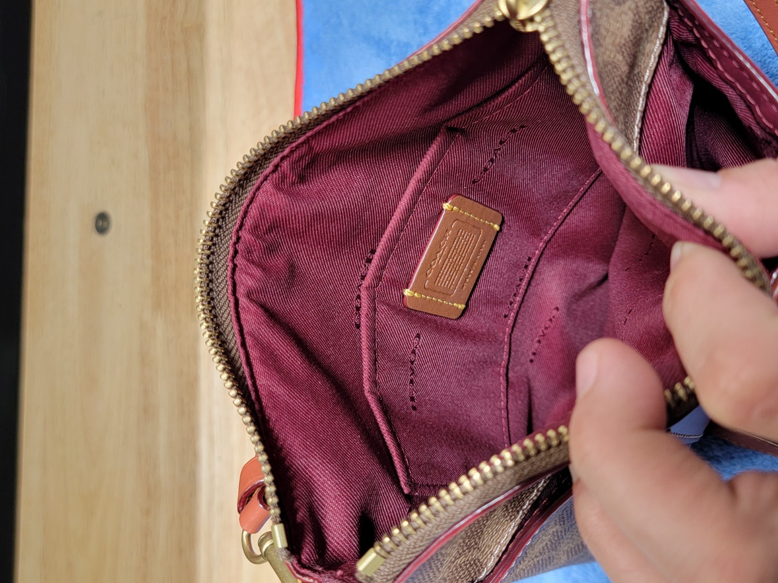 COACH 41321 Kitt Burgundy Colorblock Crossbody Bag Purse Tan Brown Leather