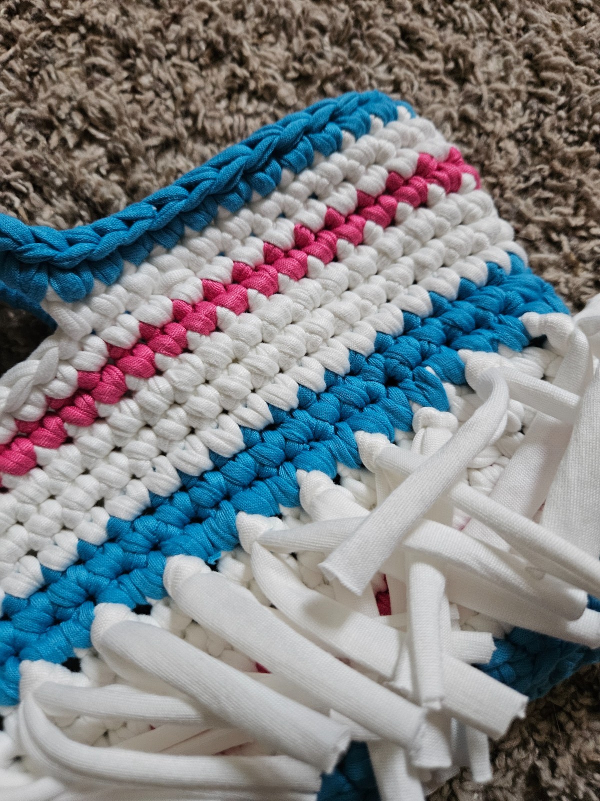 handmade crochet summer clutch