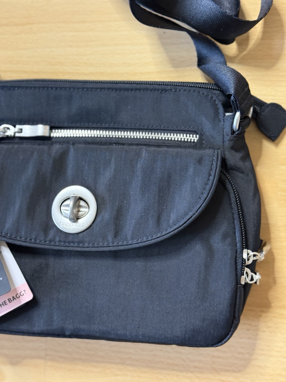 Baggallini Soleil Crossbody Bag Water Repellent RFID Black NEW 11×8