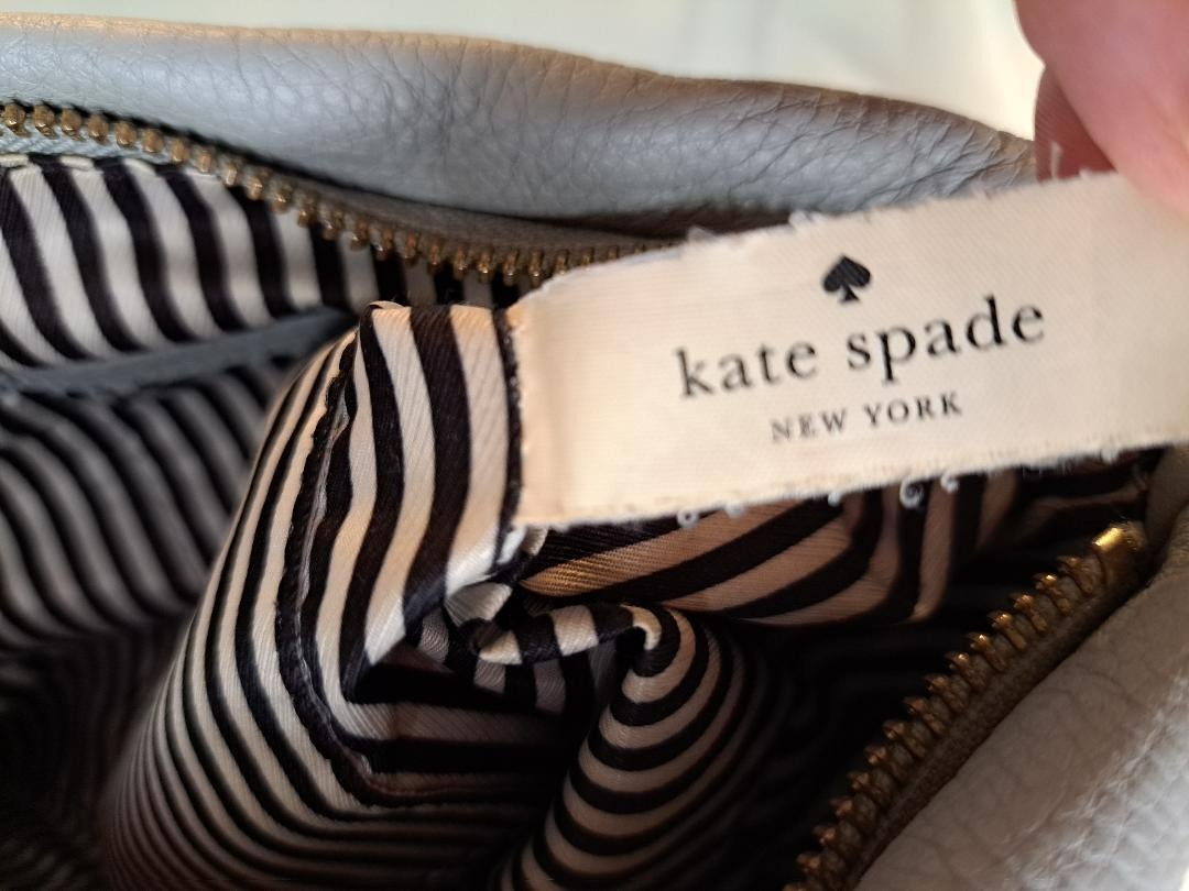 Kate Spade Dove Gray Cobble Hill Small Harris Pebbled Leather Purse Shoulder Bag