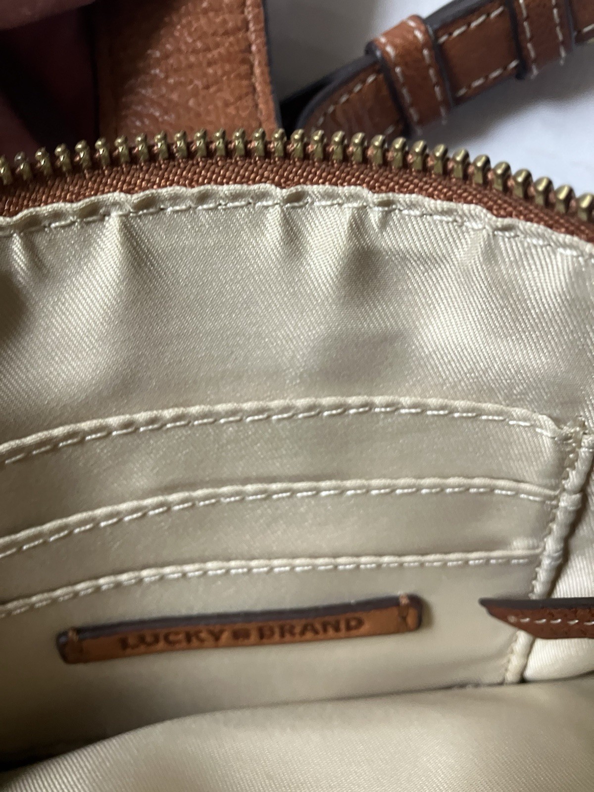Lucky Brand Brown Leather Crossbody Bag 8 X 5 Inches Adjustable Strap