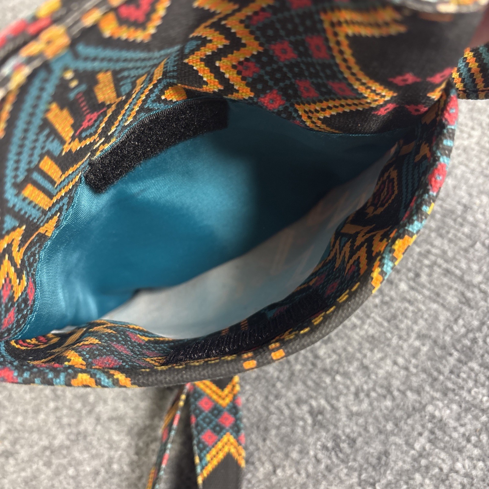 Kavu Mini Keeper Purse Crossbody Bag Hook & Loop & Snap Phone Pocket Aztec