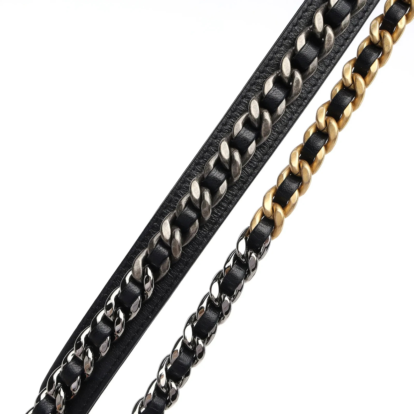 Chanel 19 Lamb & Gold-Tone Metal Chain Clutch Black Good Condition