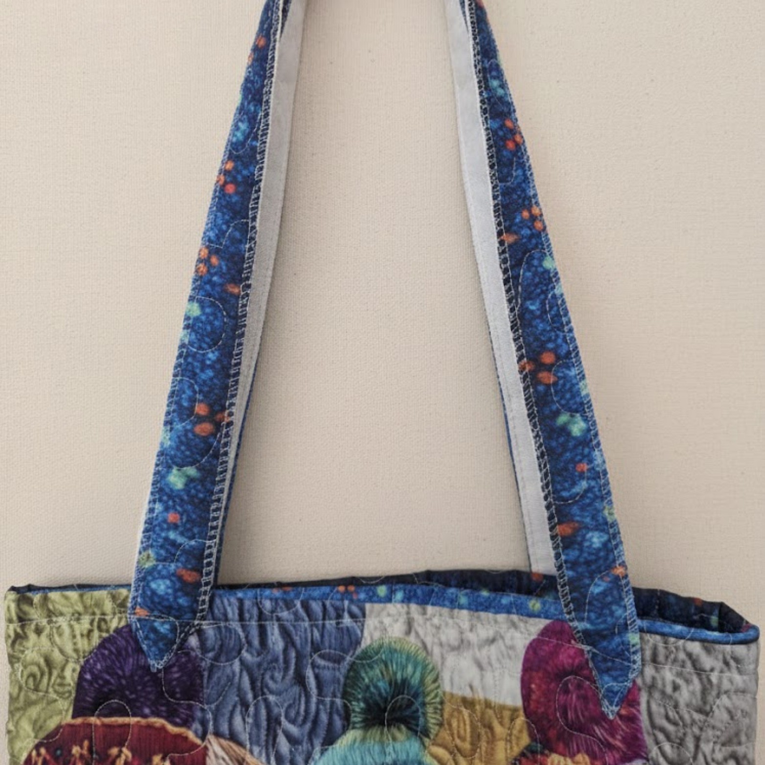 Quilted American Flag Tote Bag, Patriotic Daisy Bow Handbag, USA 250th Anniversa