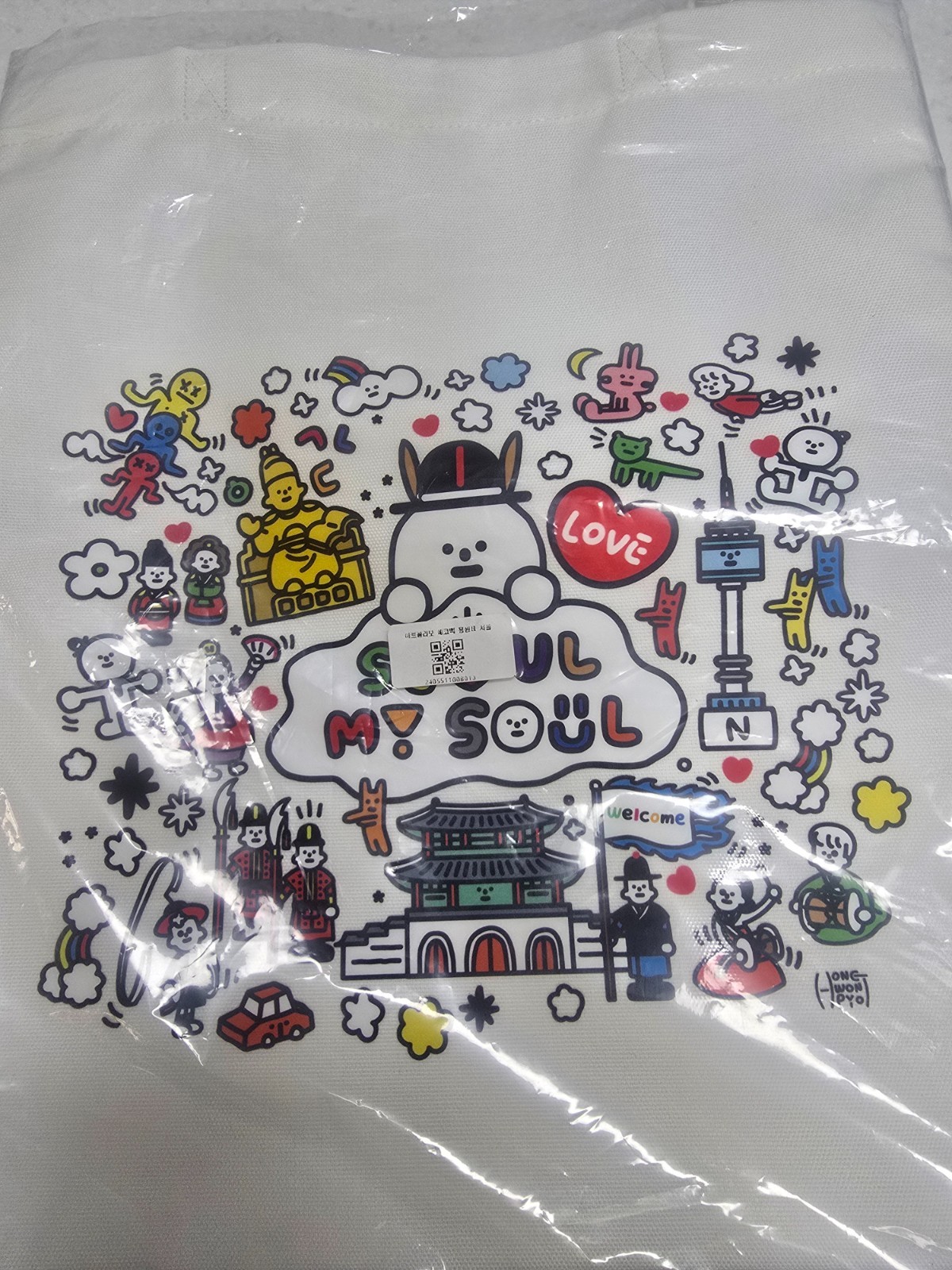 Art Collaboration Eco-bag Themed After the City of Seoul – Hong Won-pyo’s Korea