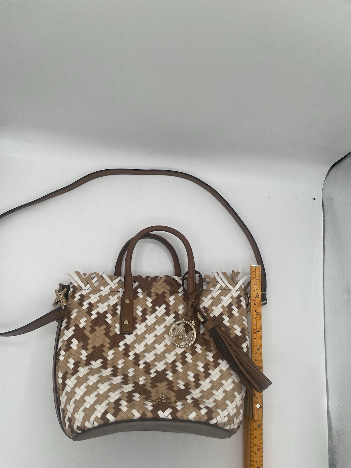Michael Kors Marley Medium Leather bucket Messenger Bag luggage gold handbag