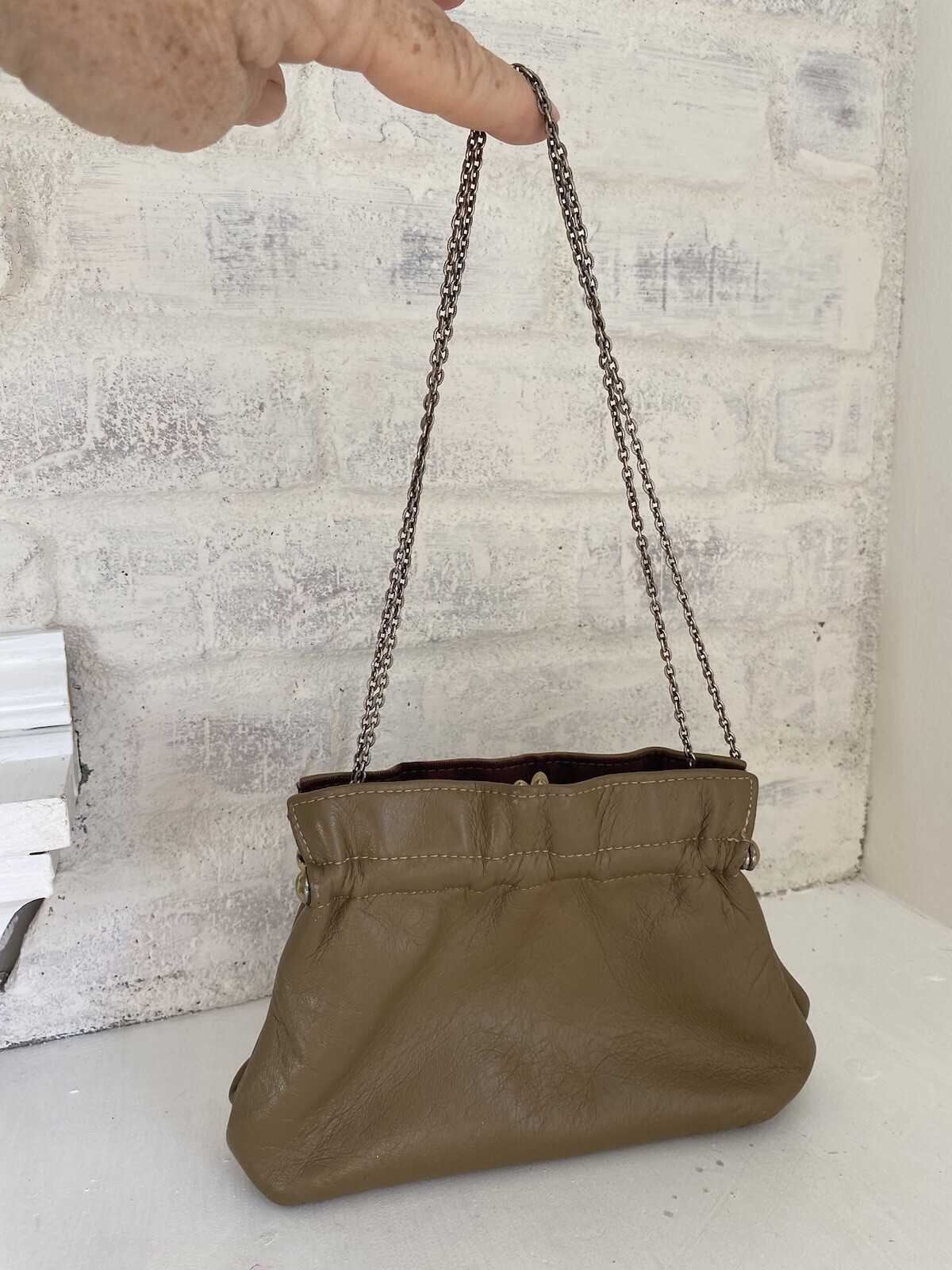 Vintage 60’s ETRA Brown Leather Envelope Clutch Bag Gold Trim Purse Swinging