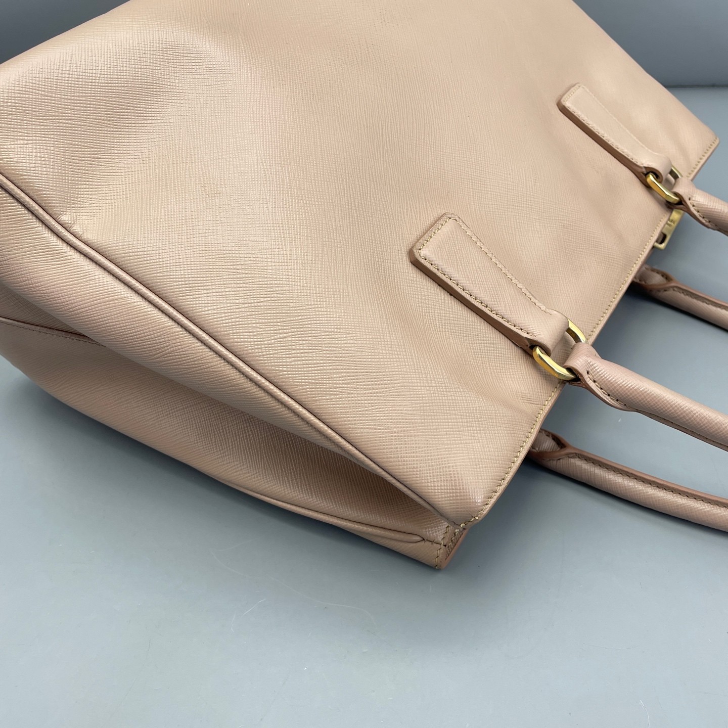 AUTH PRADA Galleria Medium Nude Pink Saffiano Leather Tote Handbag.