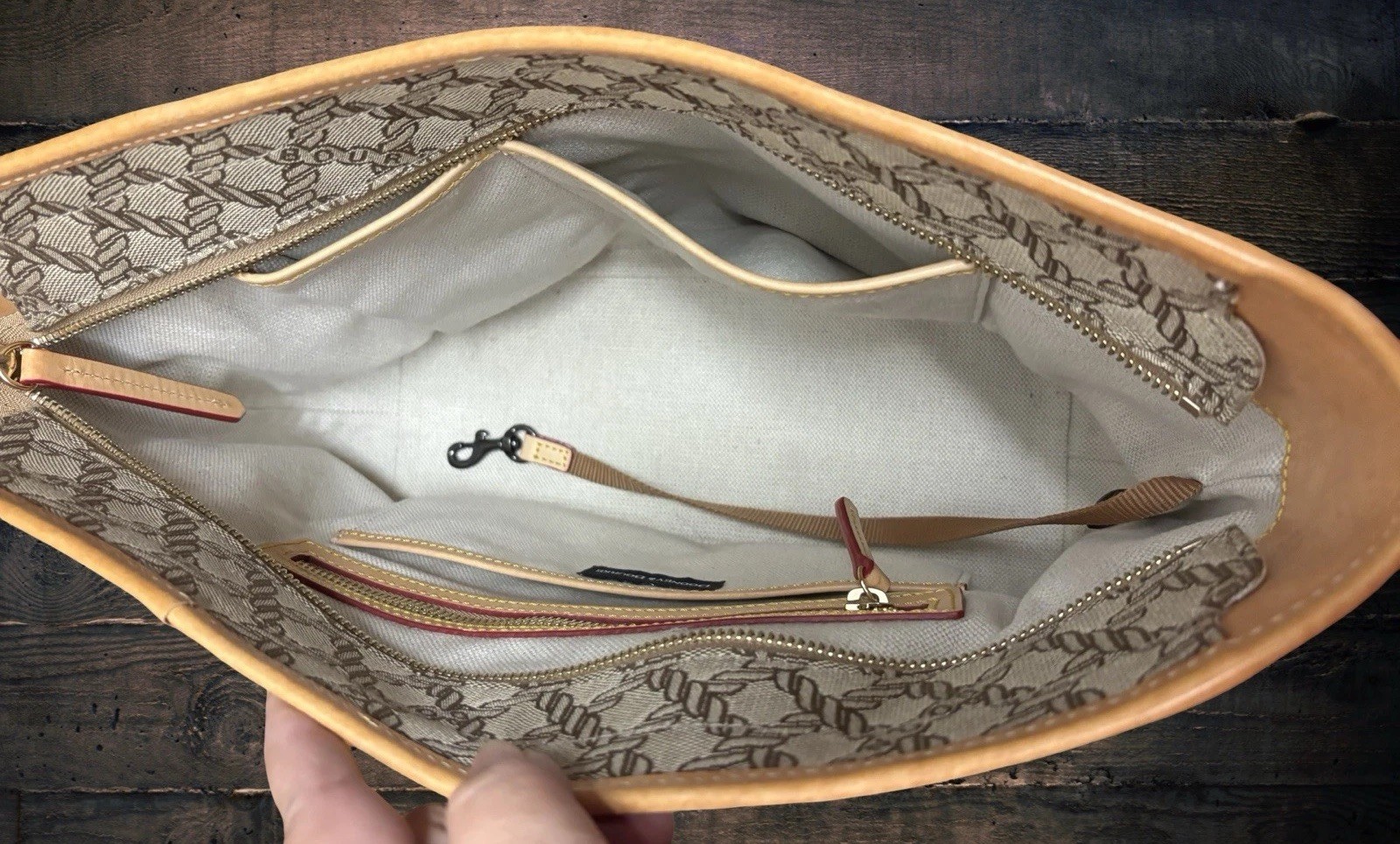 Dooney Bourke Brown Beige Maritime Rope Nautical Coastal Vacchetta Leather Tote