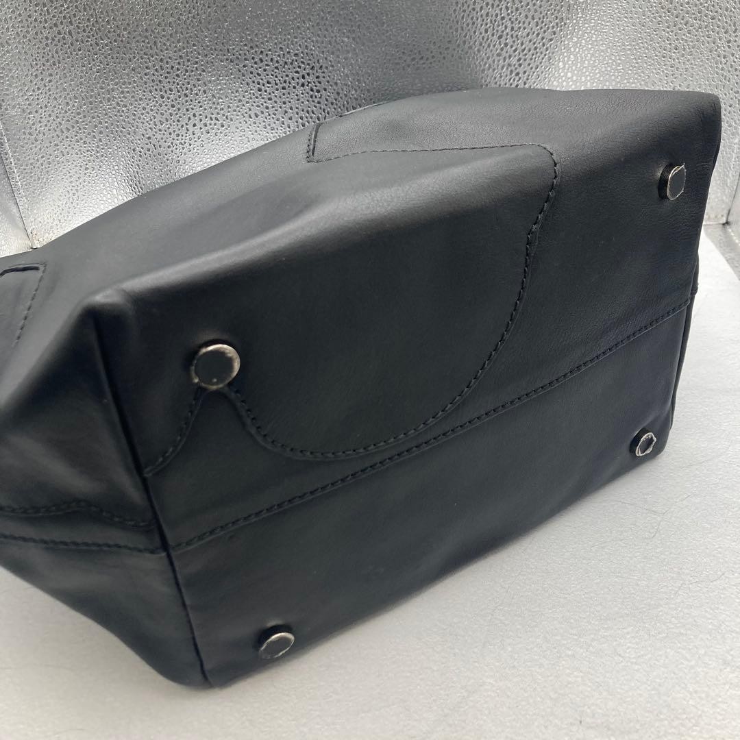 TOUS large logo tote bag all leather black Excellent condition Spacious interior