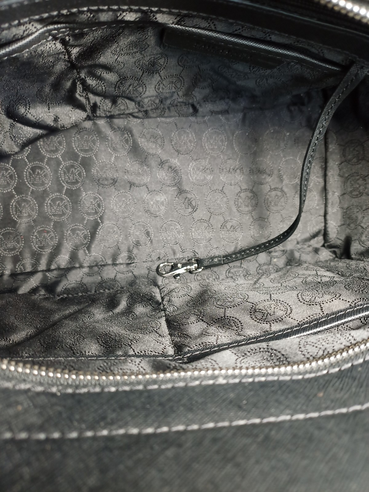 Michael Kors Selma Large Black White Handbag Jaquard PVC Silver Hardware