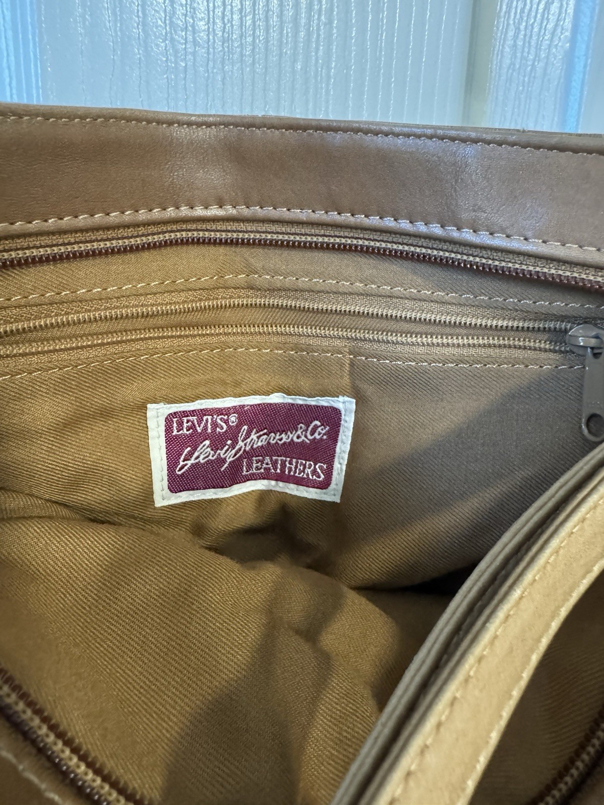 Vintage Levi’s Brown Genuine Leather Crossbody Bag Levi Strauss & Co