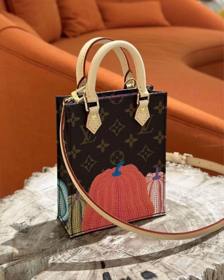 Louis Vuitton YK Yayoi Kusama Pumpkin M82112 Petite Sac collaboration e380