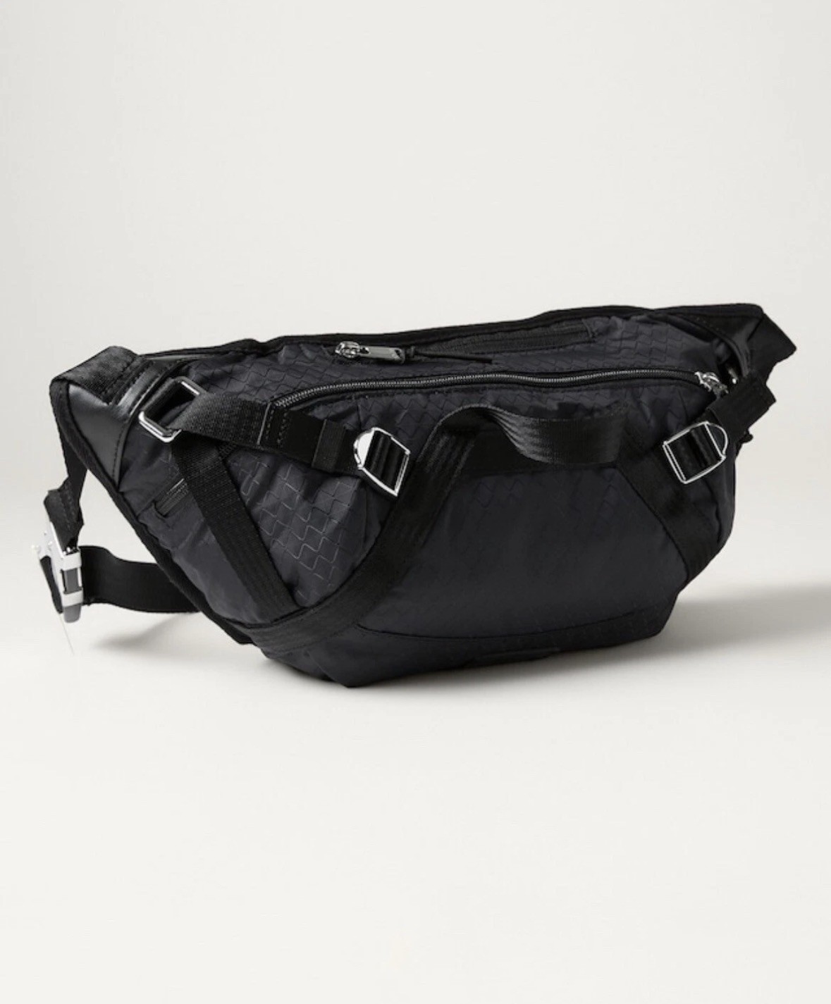 Athleta NWT Excursion Large Belt Bag‎ Black Nylon Fanny Pack Waist Sling Purse