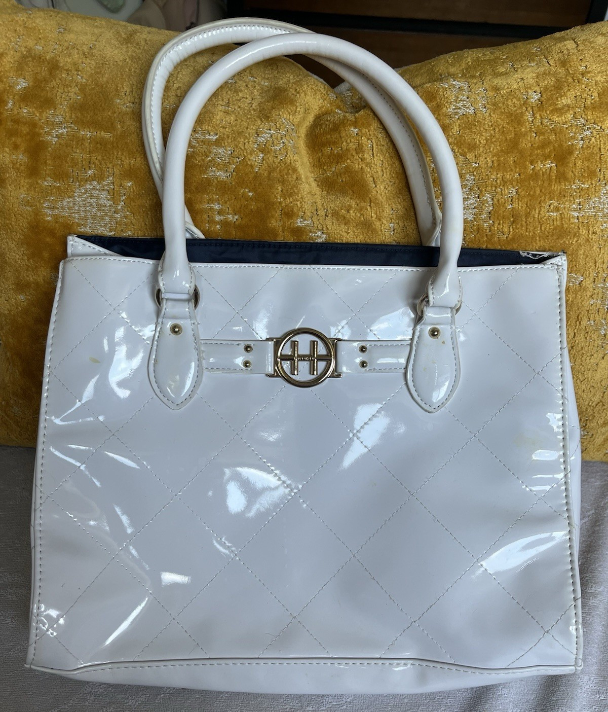 Tommy Hilfiger White Patent Quilted Tote Bag Gold Hardware Zip Top Pockets