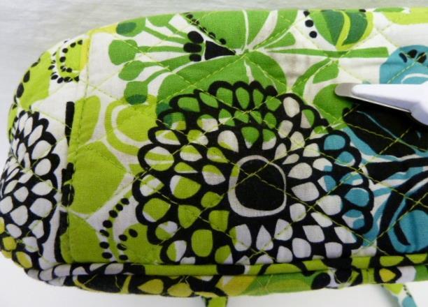Vera Bradley~Spring Retro Floral~2 Strap Lime’s Up Frame Magnetic Shoulder Bag