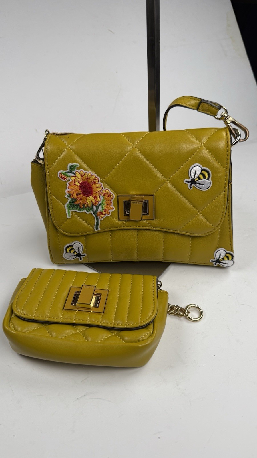 Steve MADDEN QUILTED YellowCROSSBODY And Card Holder BAG SET. Added Patches Bees