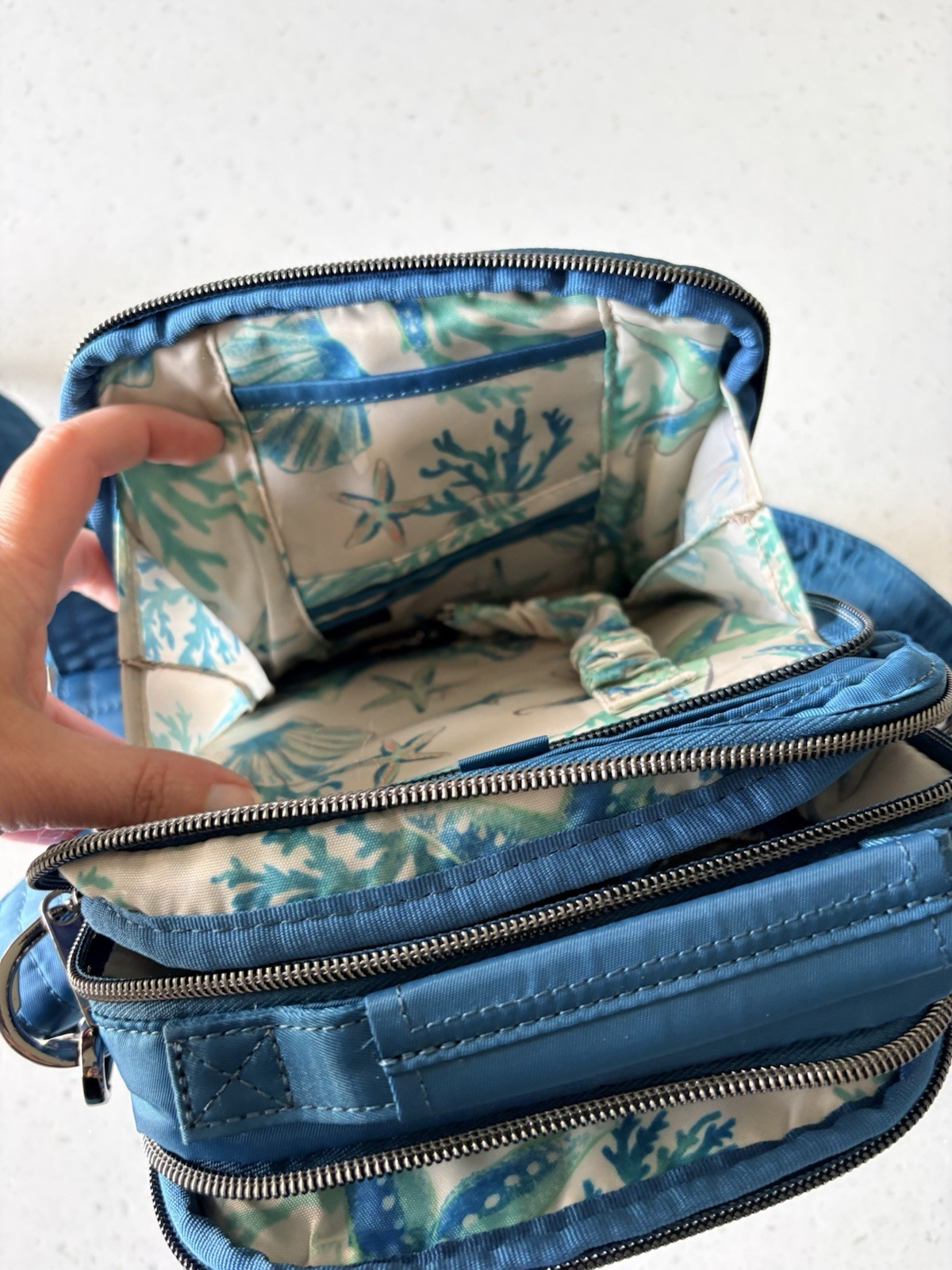 Lug Skeeter Small Ocean Blue Crossbody Bag Zip Closure