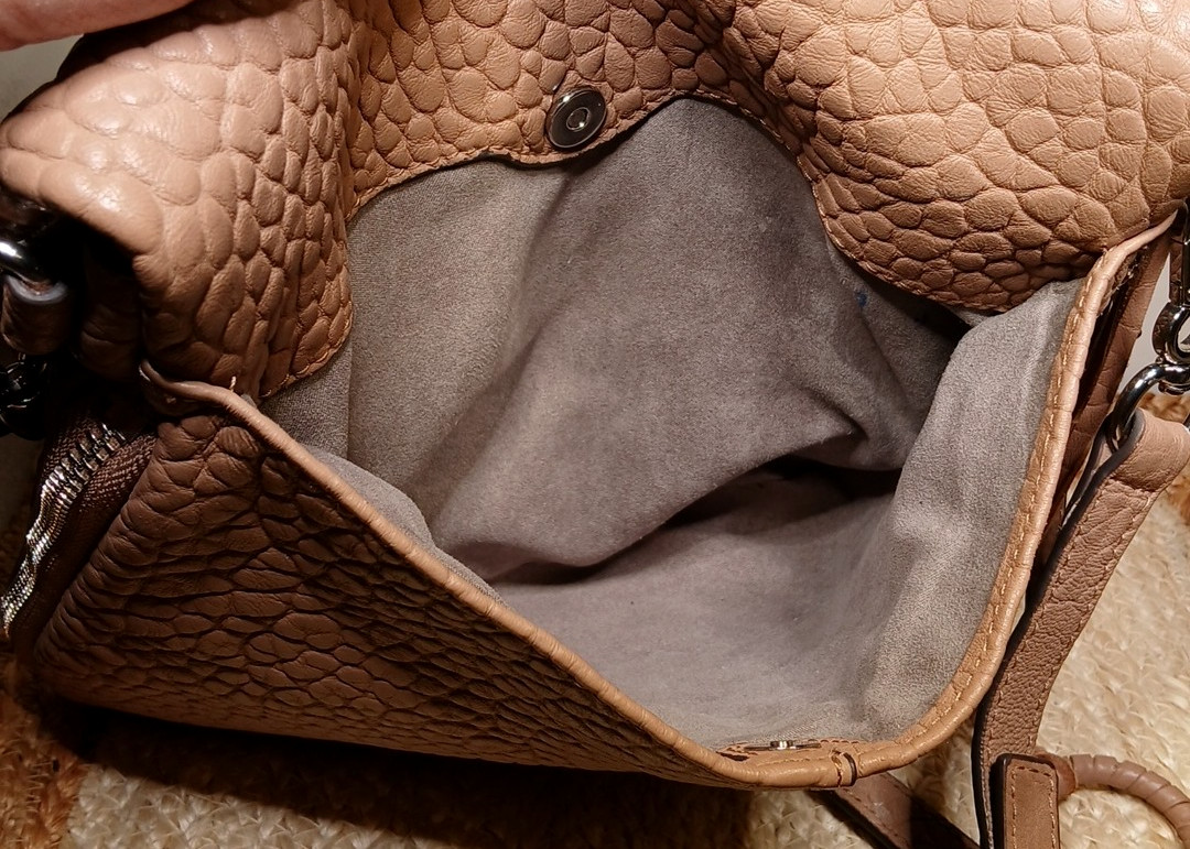 Vince Camuto Genuine Leather, Crossbody Shoulder Bag/Color: Cashmere