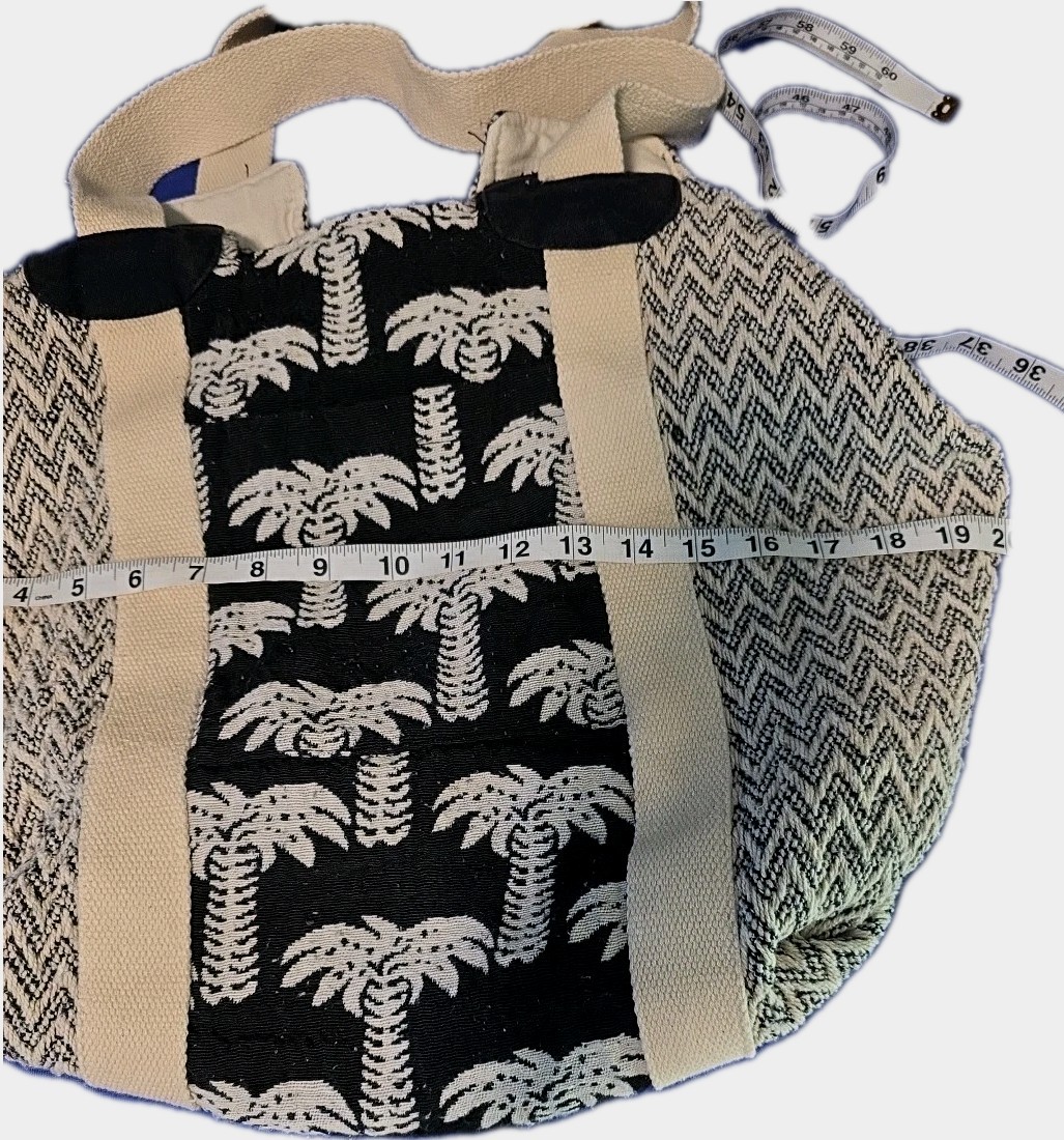 No Boundaries Woven Beach Tote Aztec Chevron Boho Woven Cotton Shoulder Used