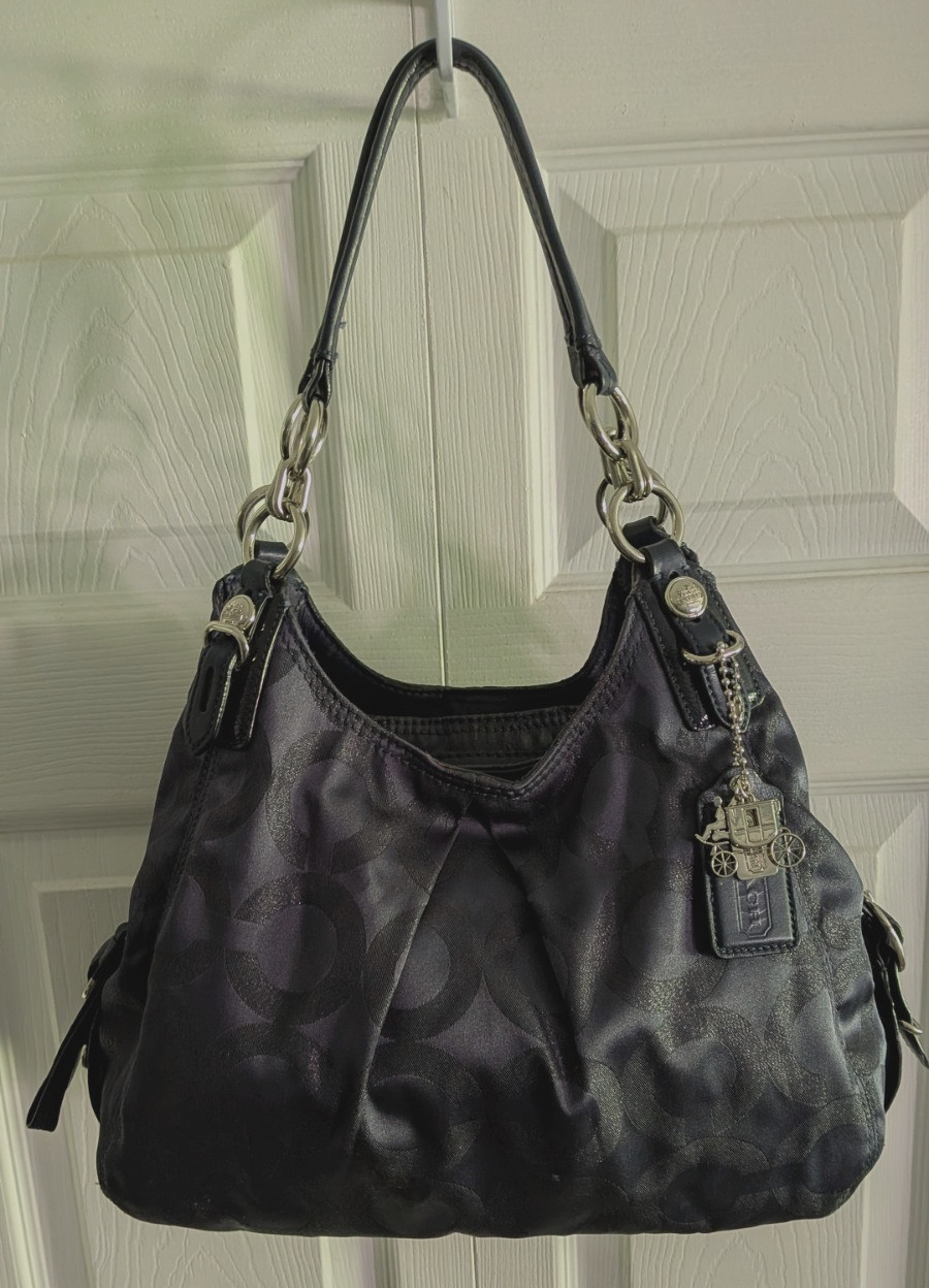 Coach Madison Maggie Op Art Navy Shimmer Sateen/ Leather Hobo Shoulder Bag VGUC