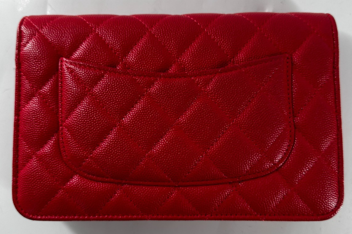 CHANEL WOC Wallet On Chain Caviar Red