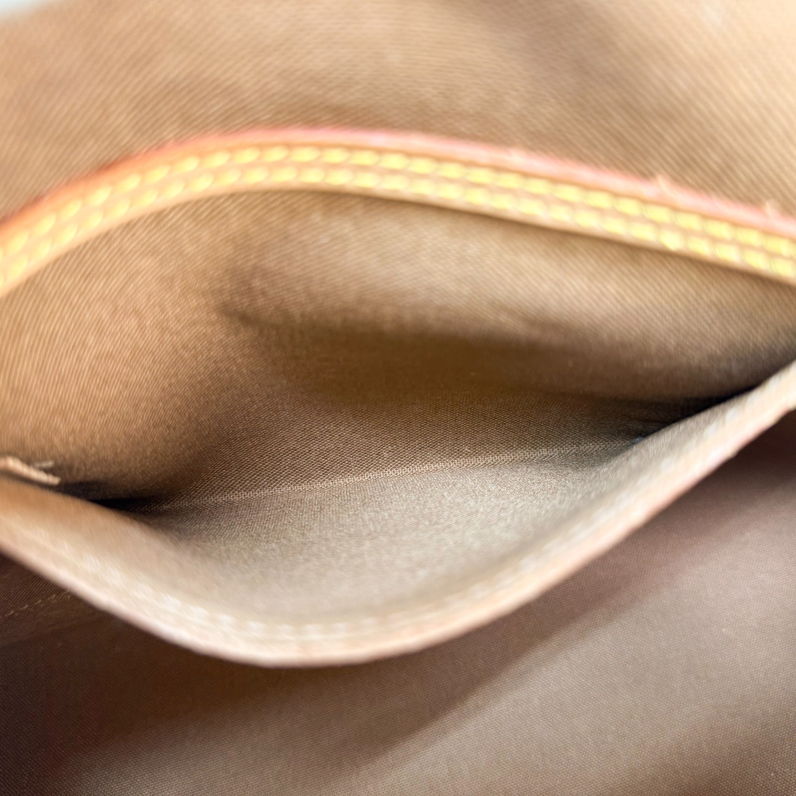 Louis Vuitton Alma PM Monogram Canvas Hand Bag LV Authentic M51130 B26062702