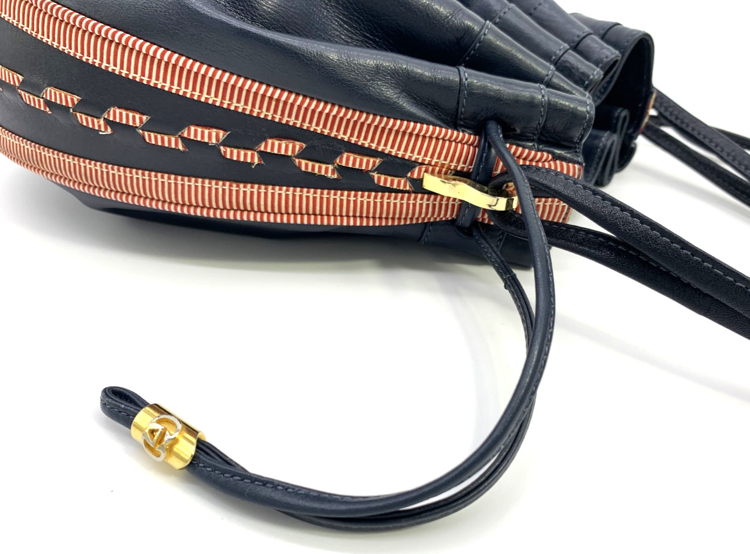 GUCCI VINTAGE Web Stripe Drawstring Shoulder Bag Leather Navy Rare Authentic