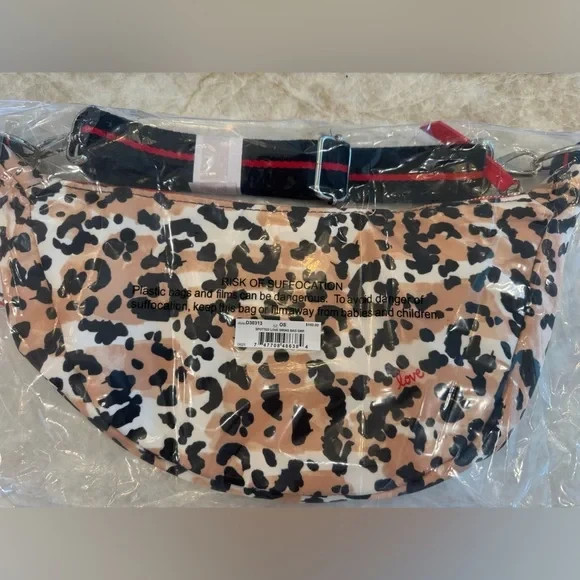 New Brighton Spotted Love Swing Bag-Crossbody/Beltbag New In Package Retail $150