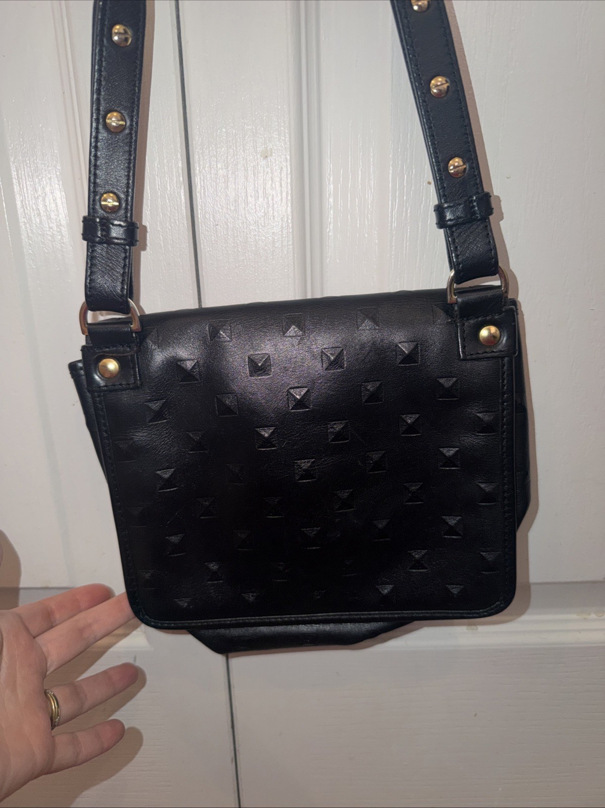 ela Black Vegan Leather Crossbody Shoulder Purse 7.75” X 6”