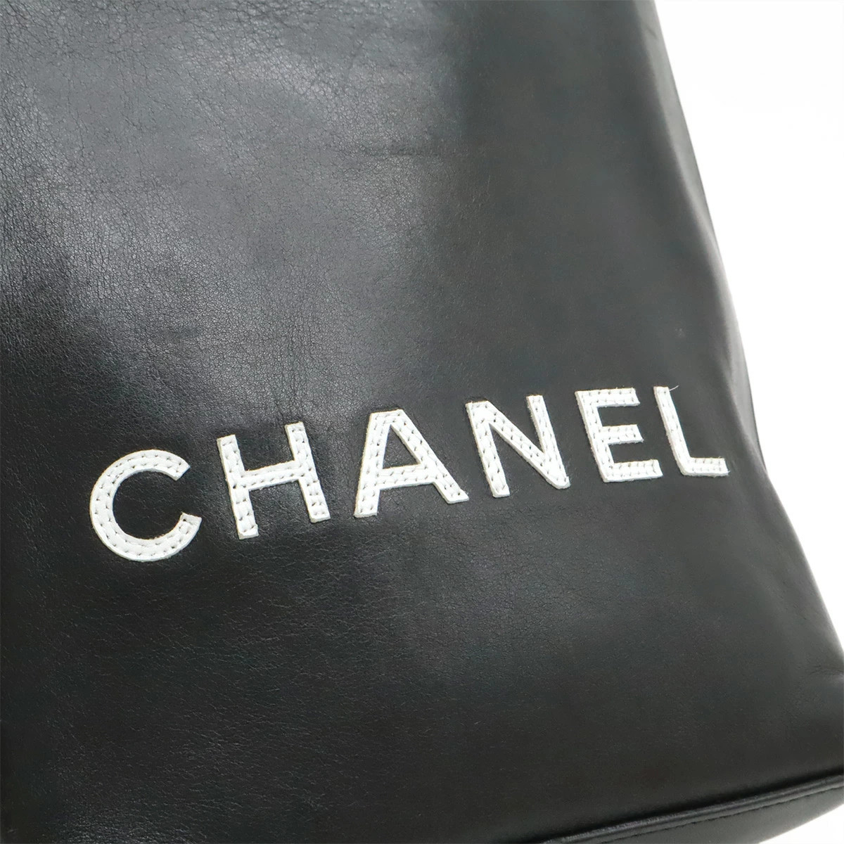 Chanel Essential A46880 Tote Logo Leather Black / White Unisex Bag #BLB713
